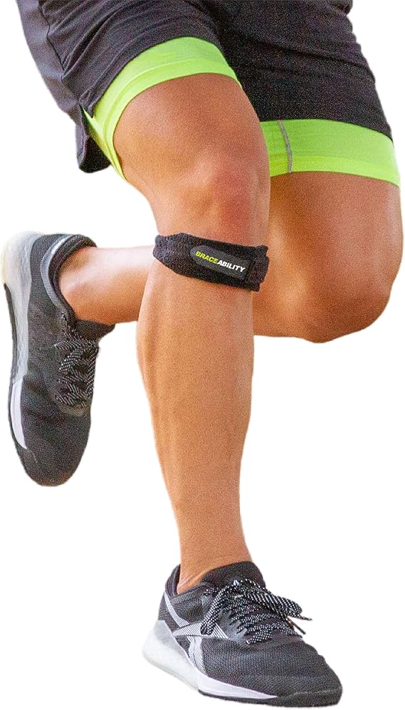 BraceAbility Patellar Tendon Support Strap - Knee Stabilizer Brace with Adjustable Band for Patella Tendonitis, Osgood Schlatter, Soccer, Basketball, Running, Jumper's Knee, Tennis, Volleyball (XS)