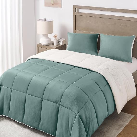Basic Beyond Micromink Sherpa Comforter Set, Navy, King | Fluffy & Cozy, Soft Warmth for All Seasons, Reversible Plush Bedding Comforter Set with 2 Pillow Shams